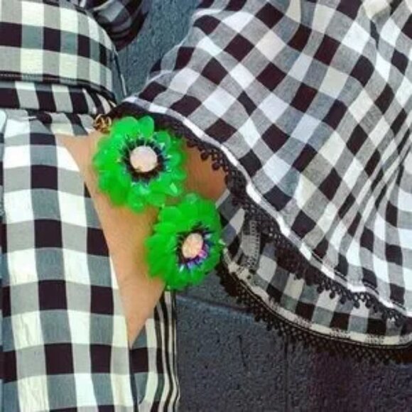 J. Crew Zinnia Crystal Flower Bracelet - Picture 1 of 5